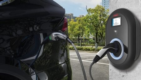 11 KW Şarj Desteği, 7 Metre Kablosuyla Vestel Akıllı Şarj İstasyonu A101’de!