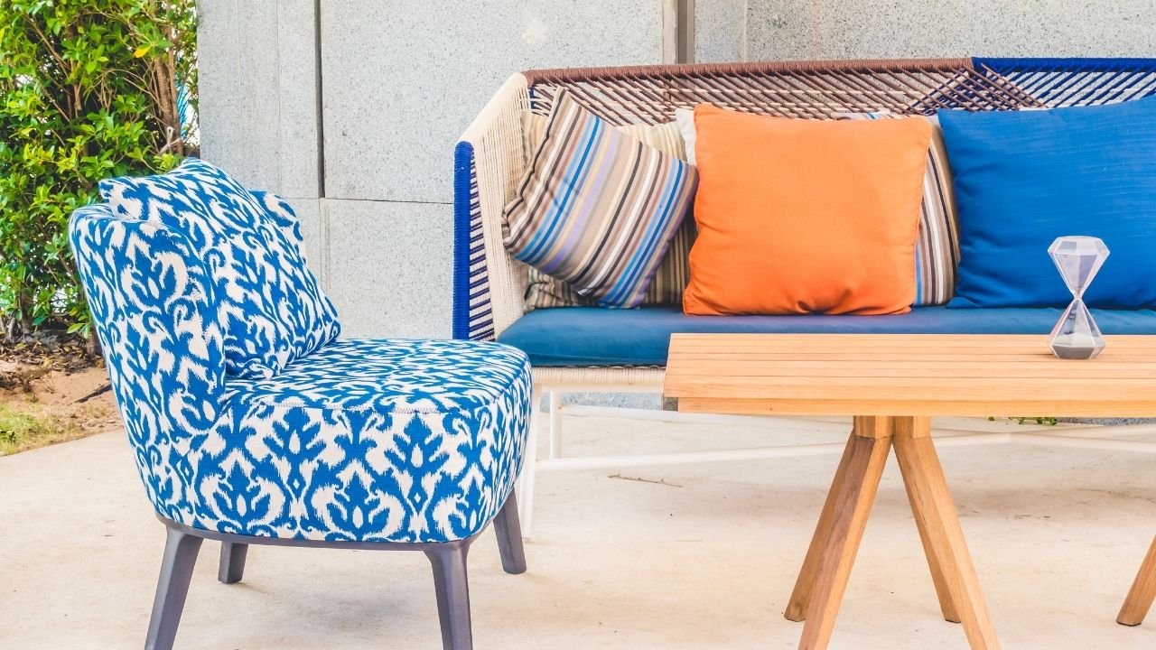 Küçük balkon koltukları