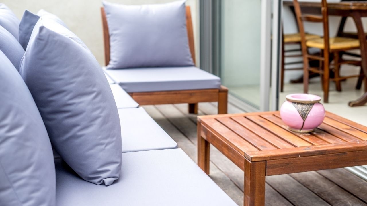 Küçük balkon koltukları
